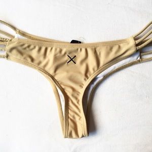 Boutinela tan kini bottoms